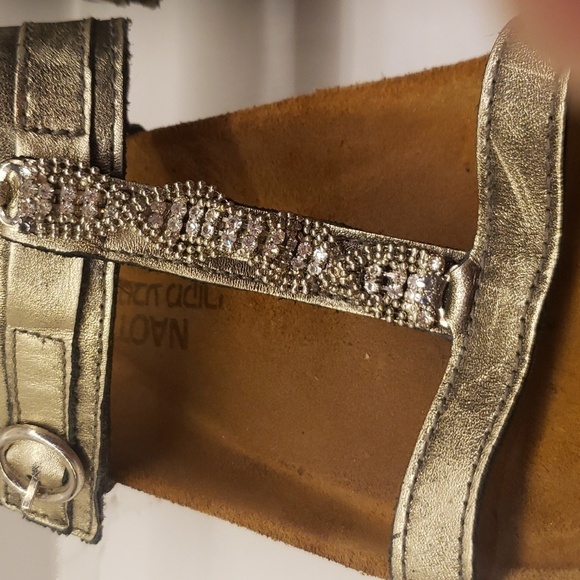 NAOT Women Malibu Sandal Size 6 (size missing) Gold Bronze Rhinestone Open - Picture 3 of 13